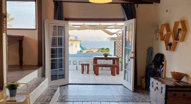 120 m² House