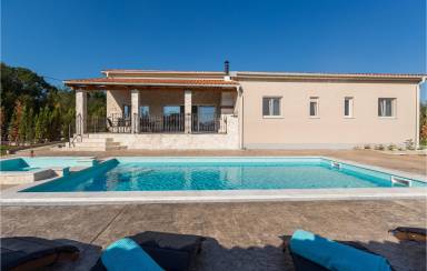 Maison de vacances 202 m²