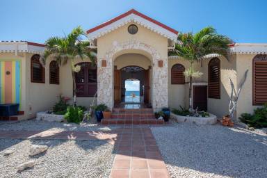 House Anguilla