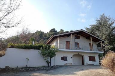 House  Camporosso