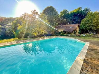 Maison avec piscine privée, barbecue et terrasse