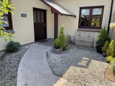 House Yard Banwell
