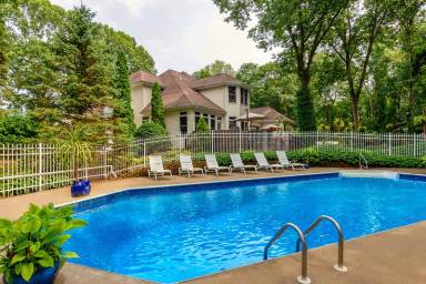 House  Battle Creek