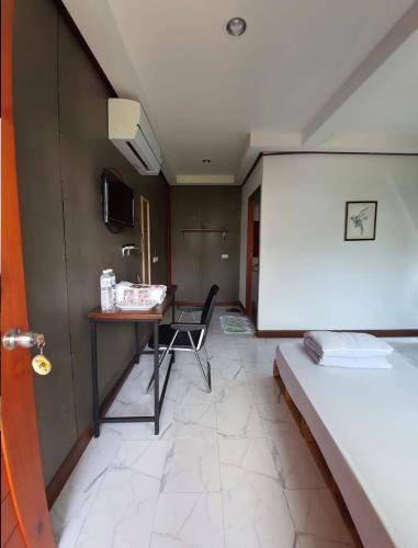 We Home Guesthouse — photo 4