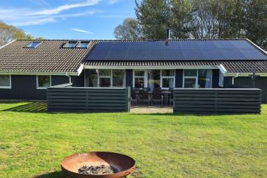Voll ausgestattetes Ferienhaus mit Sauna und Pool | Neben dem Strand | Haustiere erlaubt