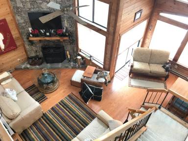 House Seven Springs