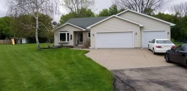 Airbnb  Oshkosh