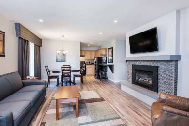 Motel Pool Saugeen Shores