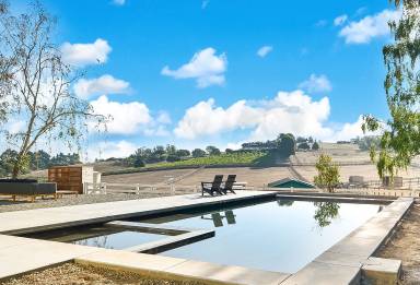 House  Sebastopol