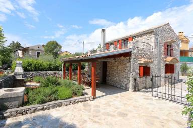 Ferienhaus mit Grill und Terrasse, Umzäunt, für 6 Gäste mit Hundin Polje, Kvarner Bucht