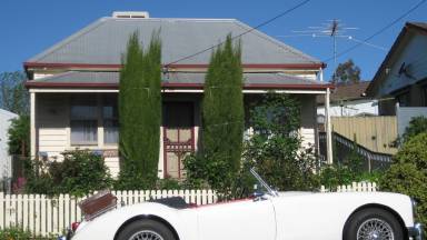House Golden Point