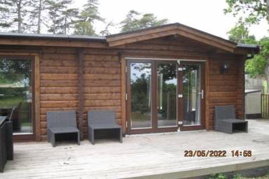 Cabin Balcony/Patio Little Cawthorpe