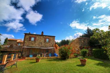 Casale  Montalcino