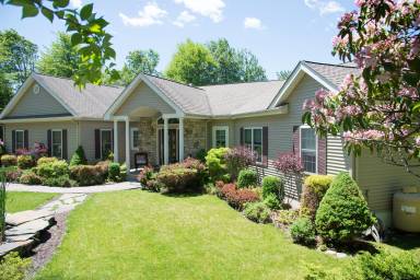 House Pocono Lake