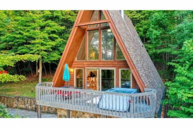 Cabin Balcony LaFollette