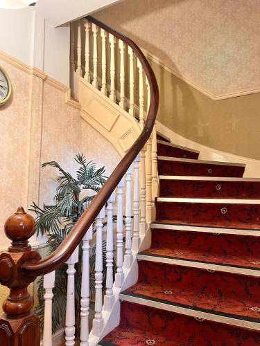 Bed & Breakfast  Liverpool