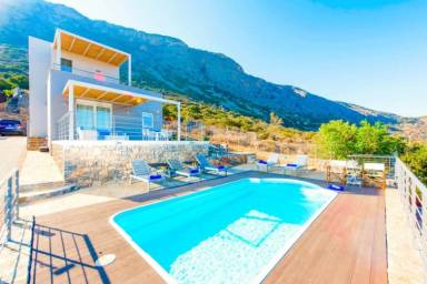 Villa Agios Nikolaos