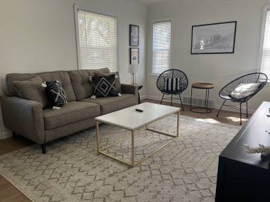 House Pet-friendly Lakewood