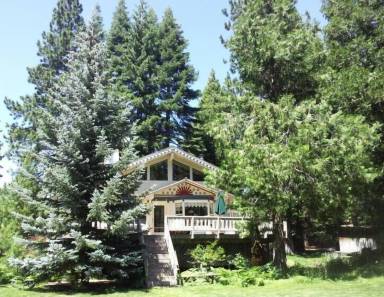House Lake Almanor