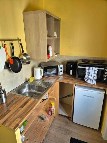 17A DB Airbnb
