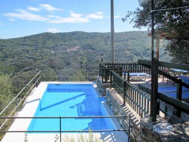 Ferienhaus mit privatem Pool für 6 Gäste mit Hund in Pietrabruna, Ligurien, Italien