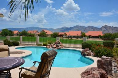 House Oro Valley