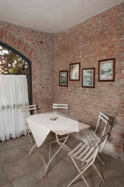 Apartment Kitchen Stagno Lombardo
