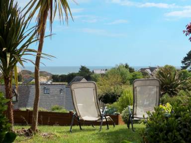 84 qm Ferienhaus, Meerblick für 4 Gäste mit Hund in Clohars-Carnoët, Bretagne