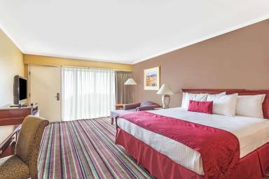 Motel  Logan