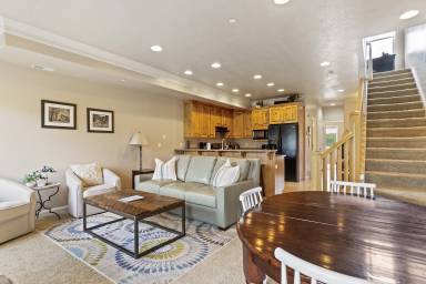 Condo  Ogden
