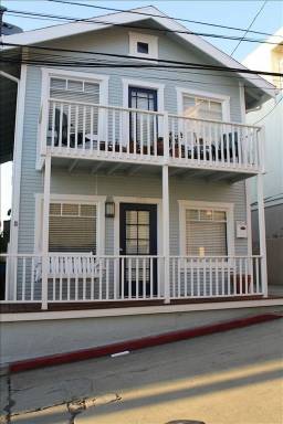 Apartment Manhattan Beach