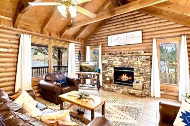 Cabin  Pigeon Forge