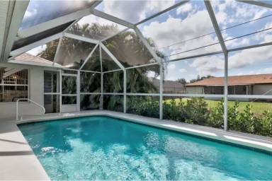 214 m² House
