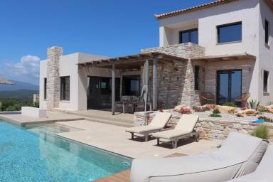 170 m² House