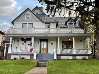 House Two Harbors