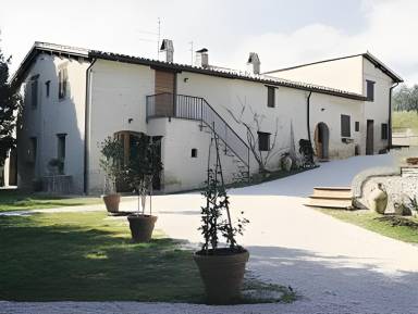 Ferienhaus mit Terrasse, Pool und Grill