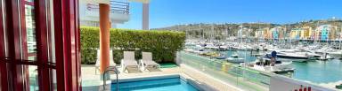 Villa de 300 m²