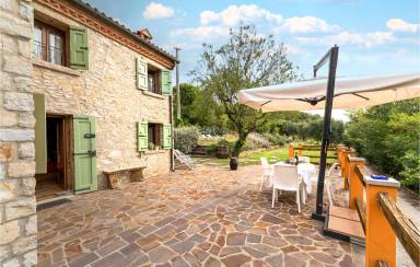 Maison de vacances Fontanafredda