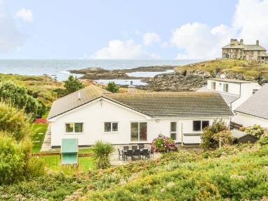 Cottage Holyhead