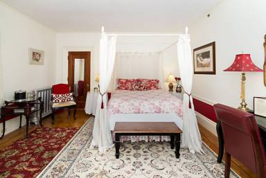 Bed & Breakfast Balcony/Patio Dover