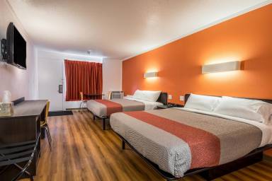 Motel  Schenectady