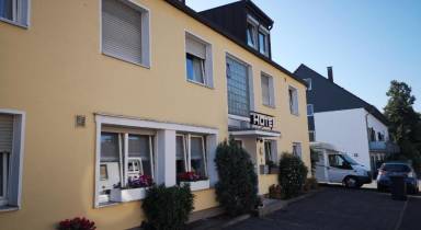 Bed & Breakfast  Leverkusen