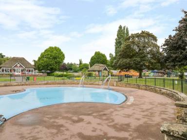 145 m² House