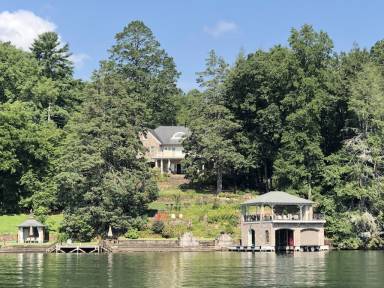 House Lakemont