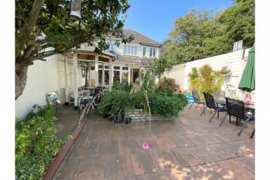 House  Donnybrook