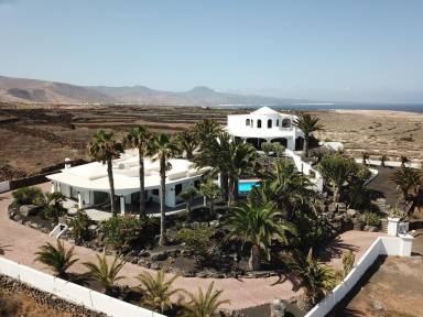 Villa Balcony Mala