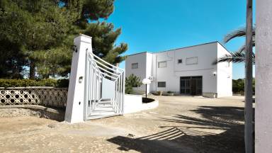 Villa Oria