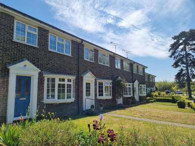 House with terrace, barbecue & garden