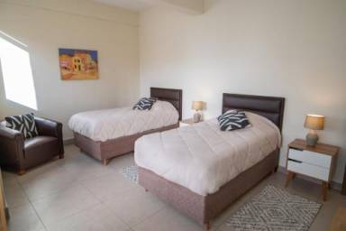 100 m² Apartment