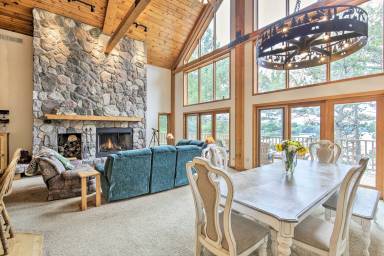 Cabin Lake Tomahawk